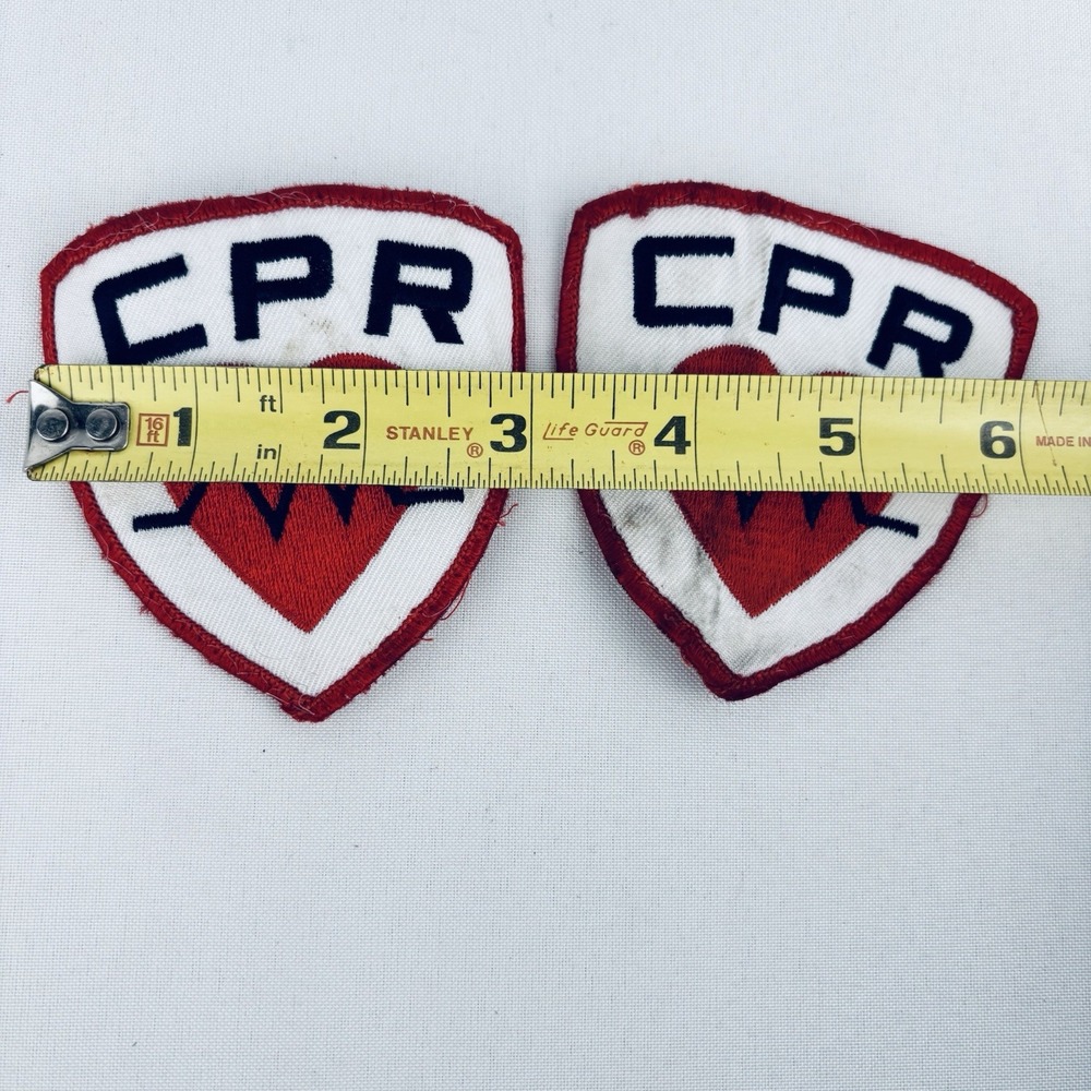 Lot Of 2 Vintage - Medical Embroidered Uniform Patch Sew / Iron On CPR Shield - Picture 6 of 6